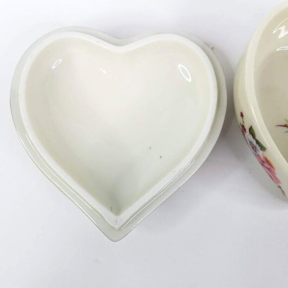 Vintage Heart Shaped Trinket Dish Floral Transfer Ceramic Lid Gold Trim - Picture 9 of 10